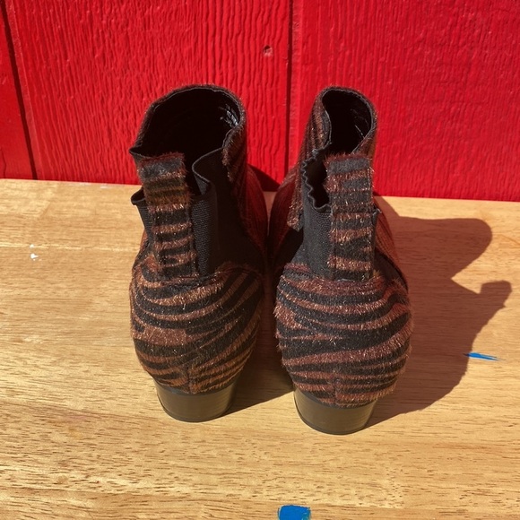 Cato Tiger Stripe Fur Ankle Bootie - Picture 5 of 6